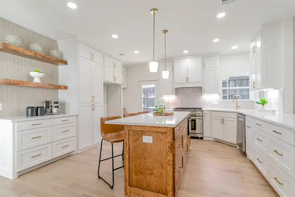 6402 Lakewood Boulevard, Dallas, TX 75214