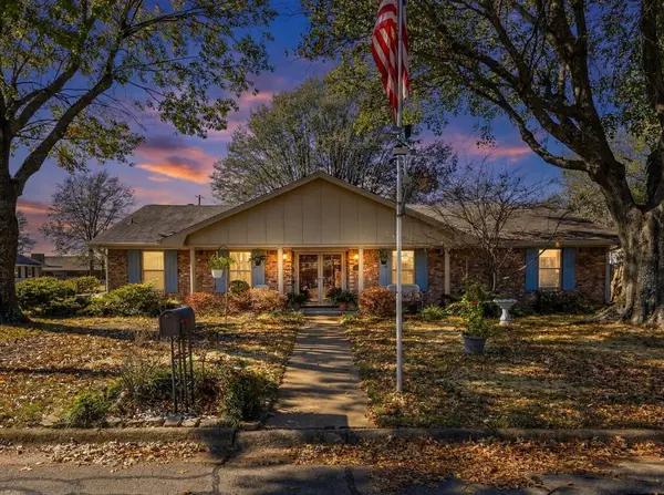 1115 36th Street NE, Paris, TX 75462