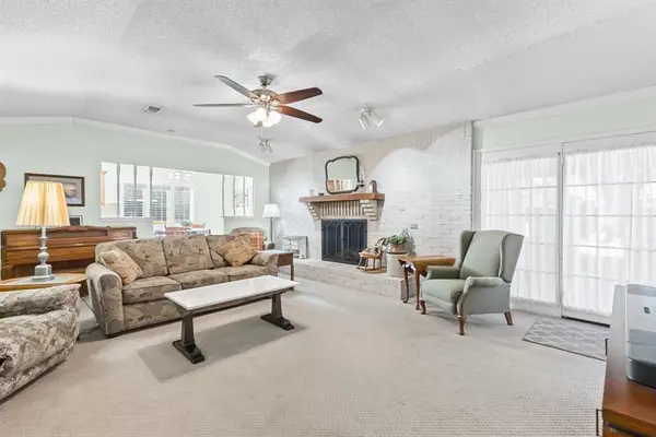 1115 36th Street NE, Paris, TX 75462