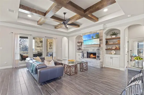 703 Winkler Way, Springtown, TX 76082