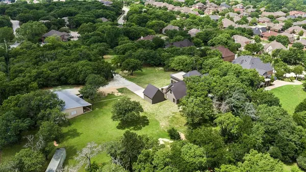 9204 Indian Knoll Trail, Keller, TX 76248