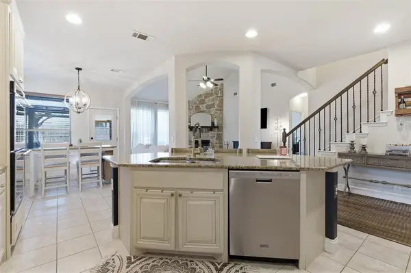 11728 Dixon Drive, Fort Worth, TX 76108