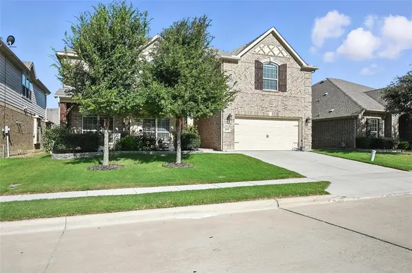 6153 Gibbons Creek Street, Fort Worth, TX 76179