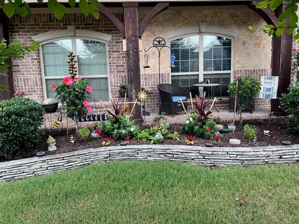 6153 Gibbons Creek Street, Fort Worth, TX 76179