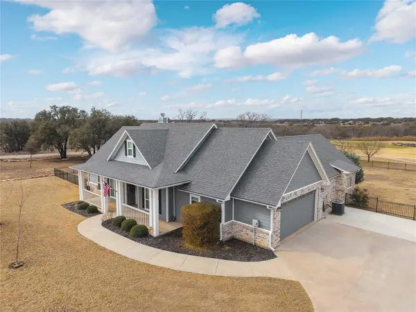 7562 Feather Bay Drive,  Brownwood,  TX 76801