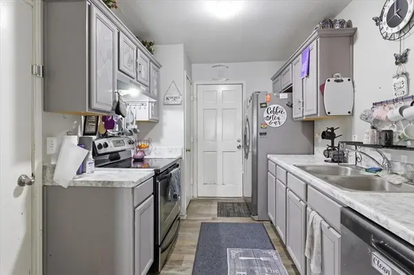 4019 Scarsdale Lane, Dallas, TX 75227