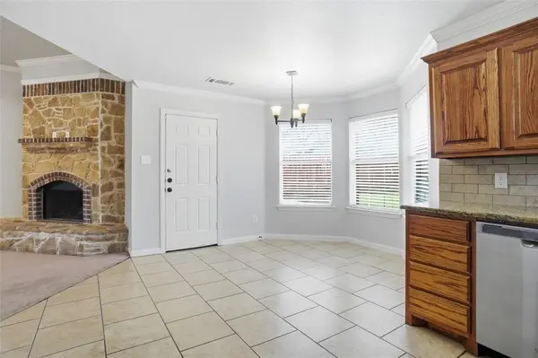 8102 Melrose Street E, White Settlement, TX 76108