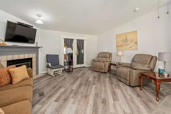 175 Kings Row, Malakoff, TX 75148