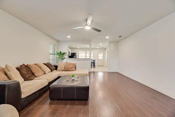 2201 Bradford Pear Drive, Little Elm, TX 75068