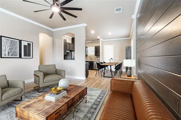 413 Henderson Street, Bonham, TX 75418