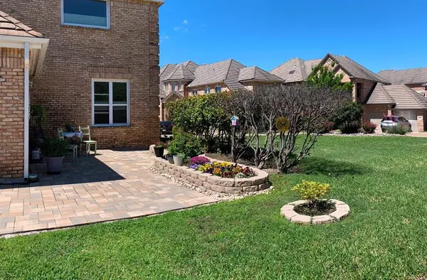 8404 Sunset Cove Drive, Fort Worth, TX 76179