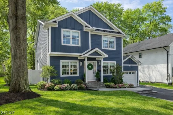 77 Commonwealth Ave, New Providence Boro, NJ 07974