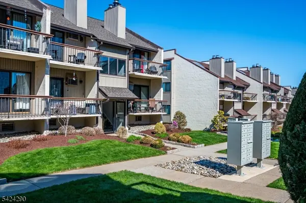 302 Hackensack St #310, Wood-ridge Boro, NJ 07073