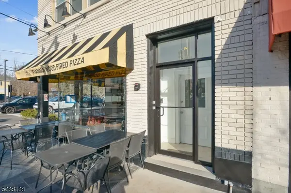 34 Main St, Apt B #B, Millburn Twp., NJ 07041