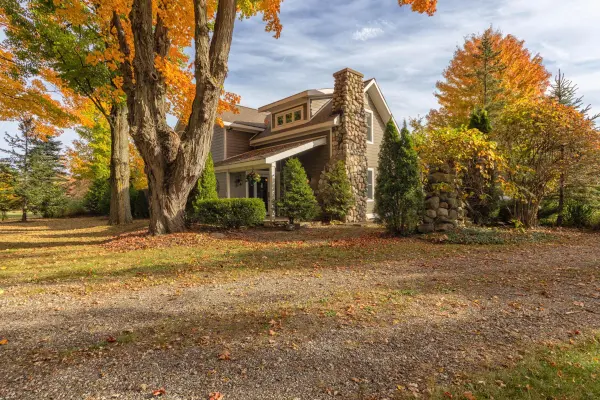 1719 66th ST, Ganges Twp, MI 49408