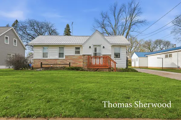 409 W Oak ST, Fremontcity_newaygo, MI 49412