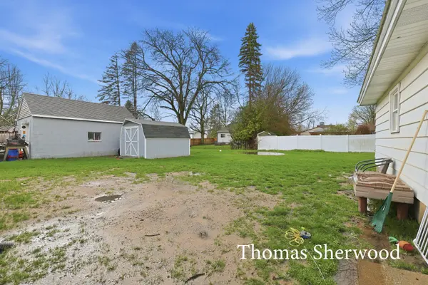 409 W Oak ST, Fremontcity_newaygo, MI 49412