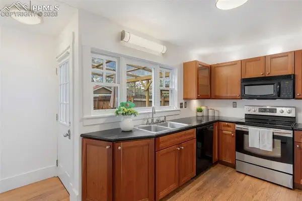 316 Custer AVE, Colorado Springs, CO 80903