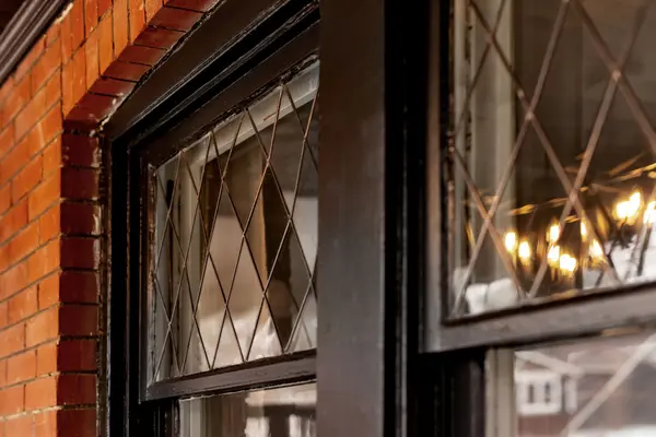 176 Gainsborough RD, Toronto E02, ON M4L 3C4