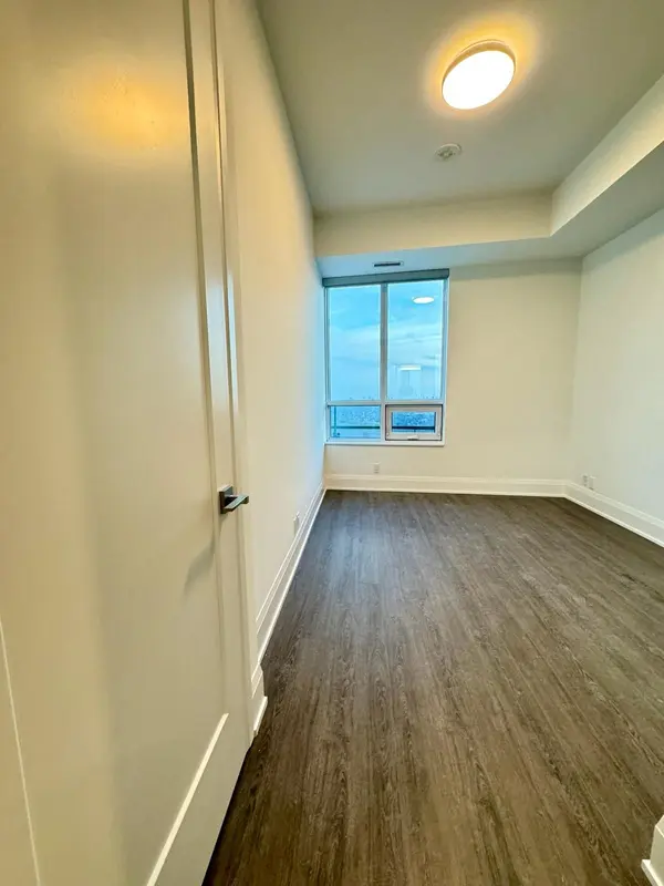 38 Gandhi LN #3605, Markham, ON L3T 0G9