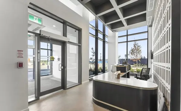 474 Caldari RD #410, Vaughan, ON L4K 0R5