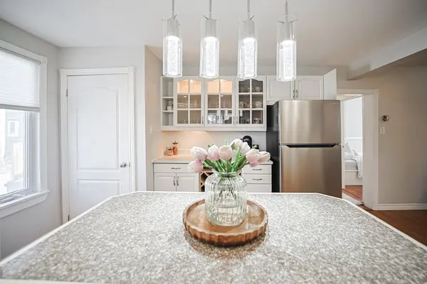 3 Mill ST S, Brampton, ON L6Y 1S4