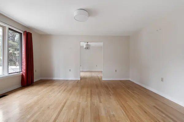 102 Edwina DR, Trent Lakes, ON K0M 1A0