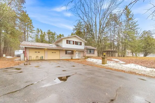 33698 Highway 17 HWY W, Deep River, ON K0J 1P0