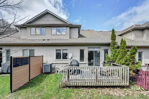 795 Laurelwood DR, Waterloo, ON N2V 0A3