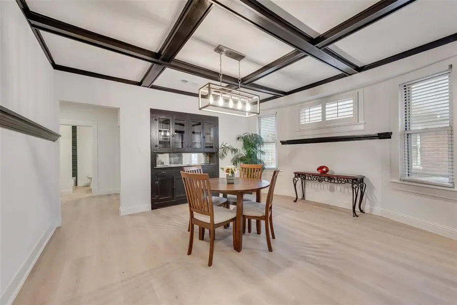 1205 W Arlington Avenue, Fort Worth, TX 76110