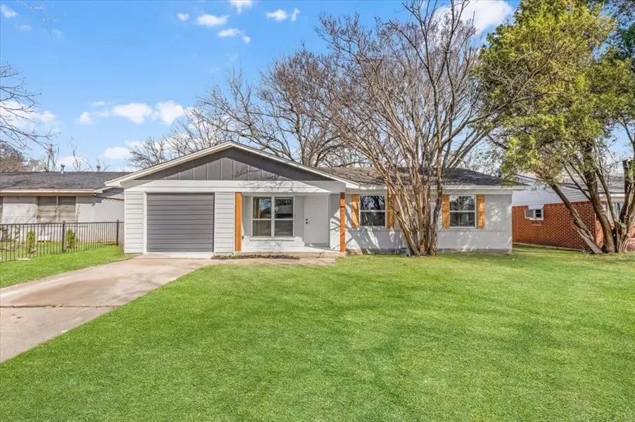 751 Ivywood Drive, Dallas, TX 75232