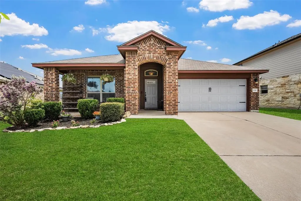 2700 gilchrist Drive, Lorena, TX 76655