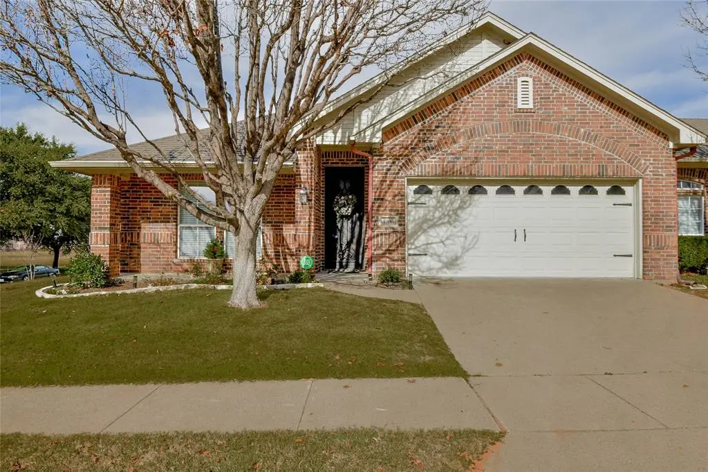 1706 Summer Hill Court, Granbury, TX 76048