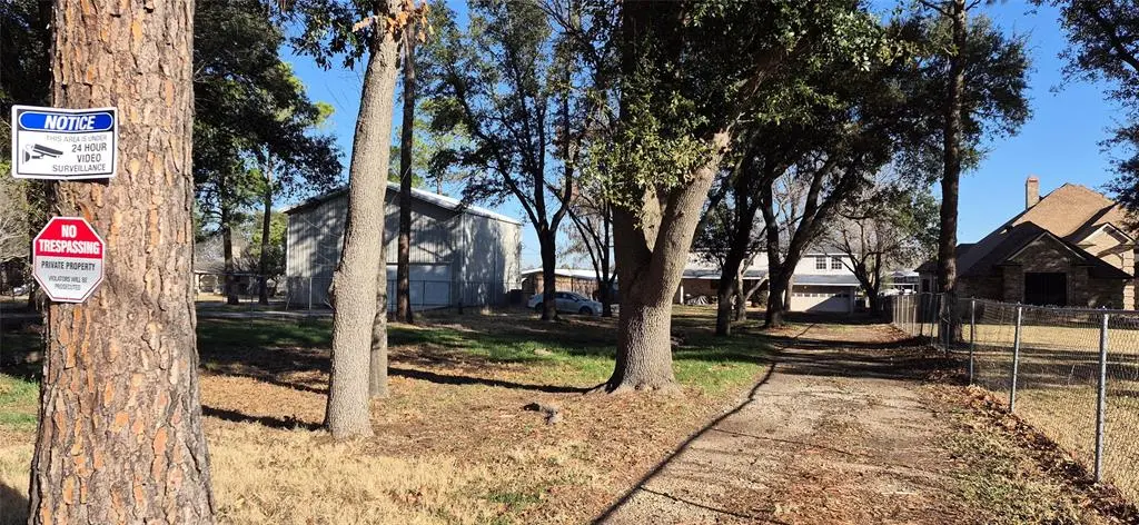 1712 Island Village Court, Granbury, TX 76048