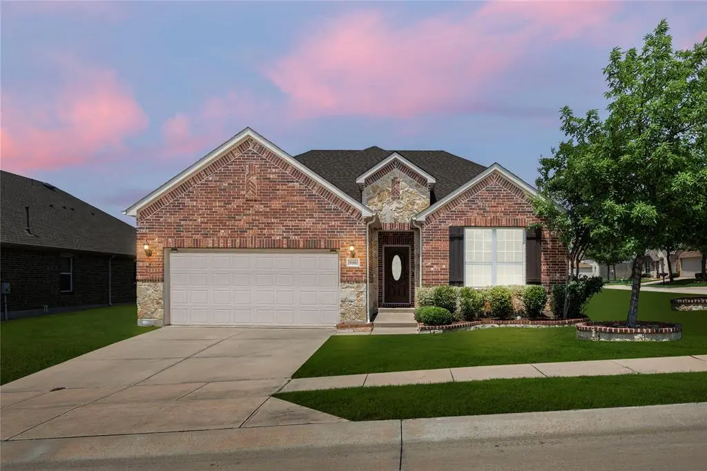 686 Sailors Avenue, Lewisville, TX 75056