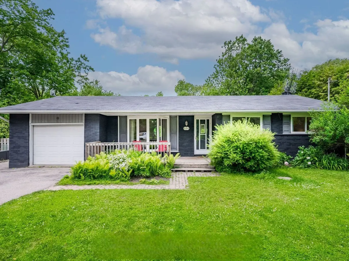 674 Roselawn AVE #Lower, Oshawa, ON L1L 1B2