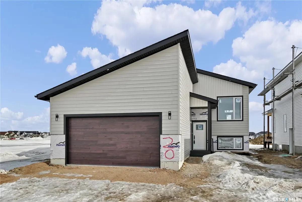 220 Veterans DRIVE, Warman, SK S0K 4S3