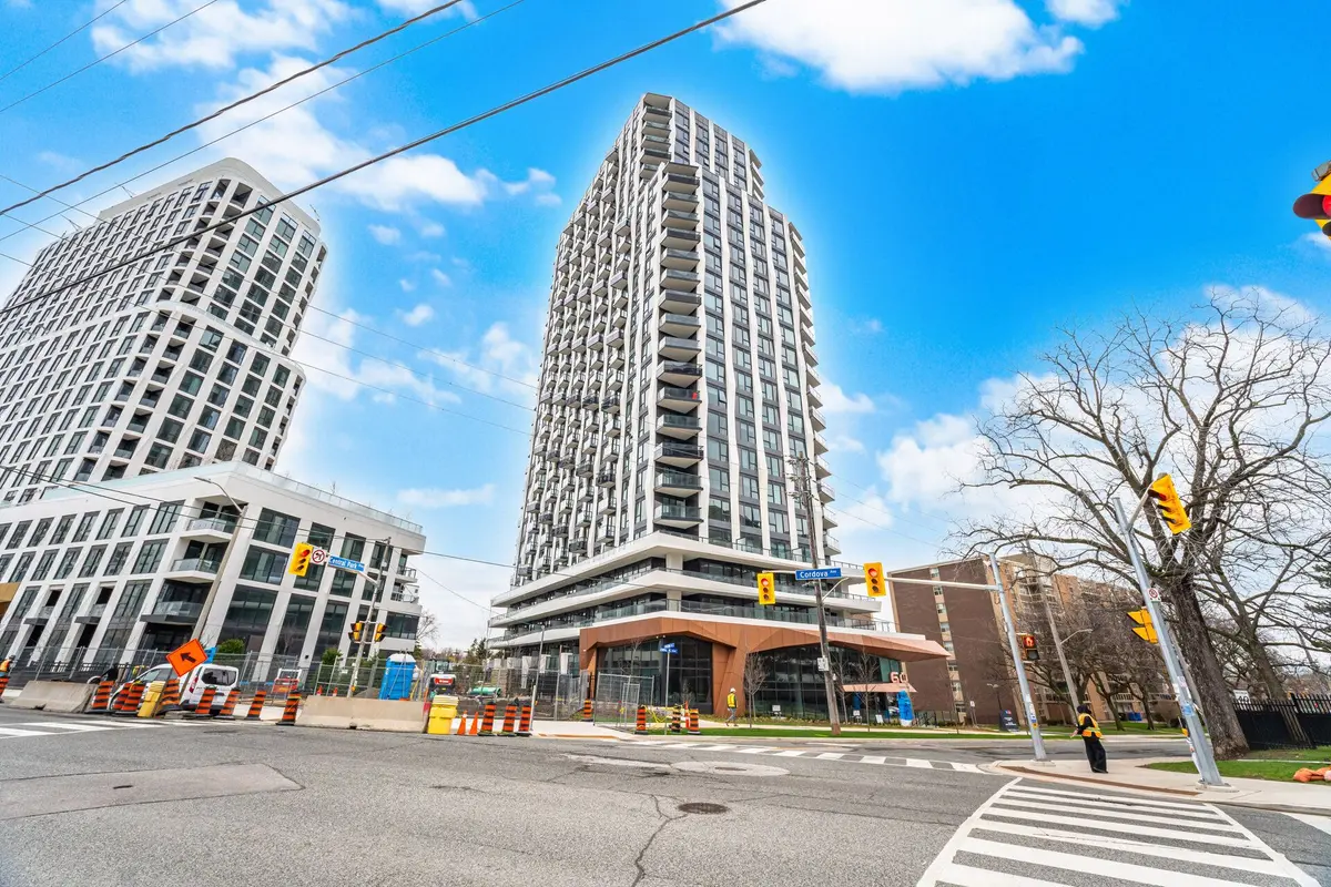 60 Central Park Roadway N/A #2101, Toronto W08, ON M9A 0E6