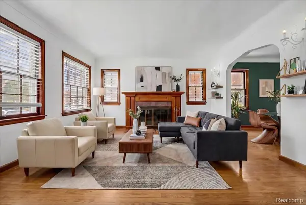 15440 Mapleridge ST, Detroit, MI 48205