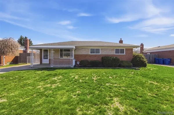 27314 Pleasant DR, Warren, MI 48088