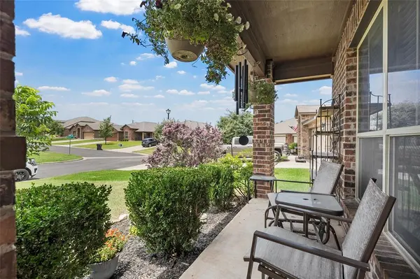 2700 gilchrist Drive, Lorena, TX 76655