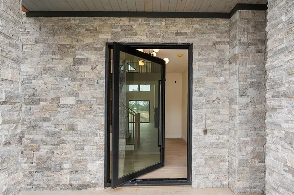 217 Autumn Wood Trail, Gun Barrel City, TX 75156