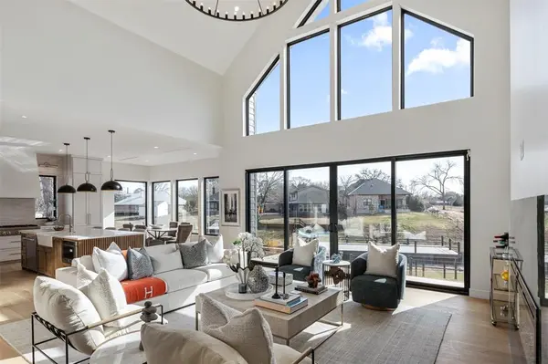 217 Autumn Wood Trail, Gun Barrel City, TX 75156