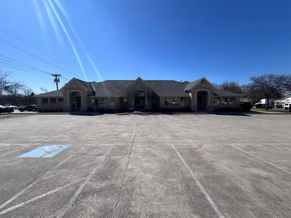 5212 Village Creek Dr Drive #B, Plano, TX 75093