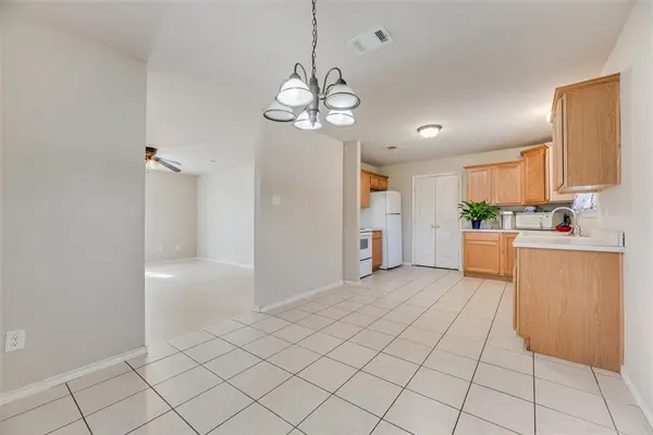 3623 Palacios Avenue, Dallas, TX 75212