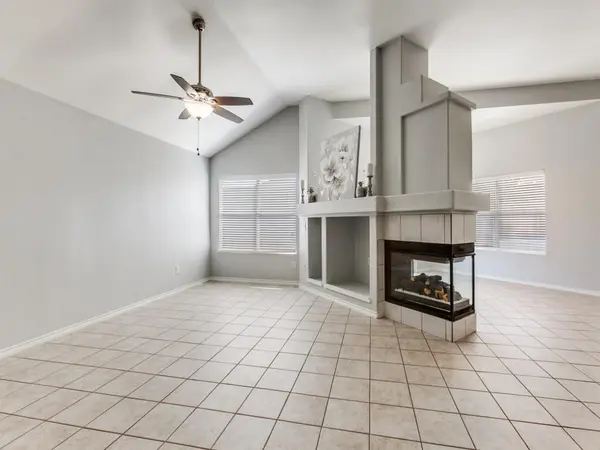 1305 GREENBRIAR Lane, Mckinney, TX 75069