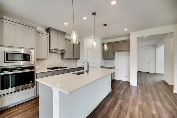 2209 Grassland Avenue, Melissa, TX 75454