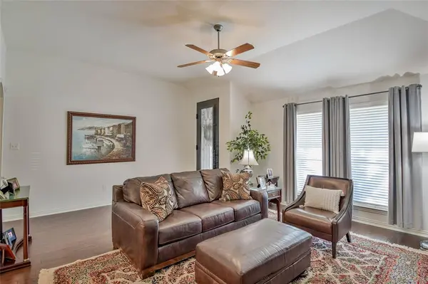 1706 Summer Hill Court, Granbury, TX 76048