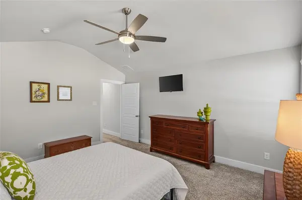 7696 Resting Mews, North Richland Hills, TX 76182