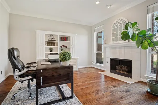 112 Woodglen Court, Southlake, TX 76092